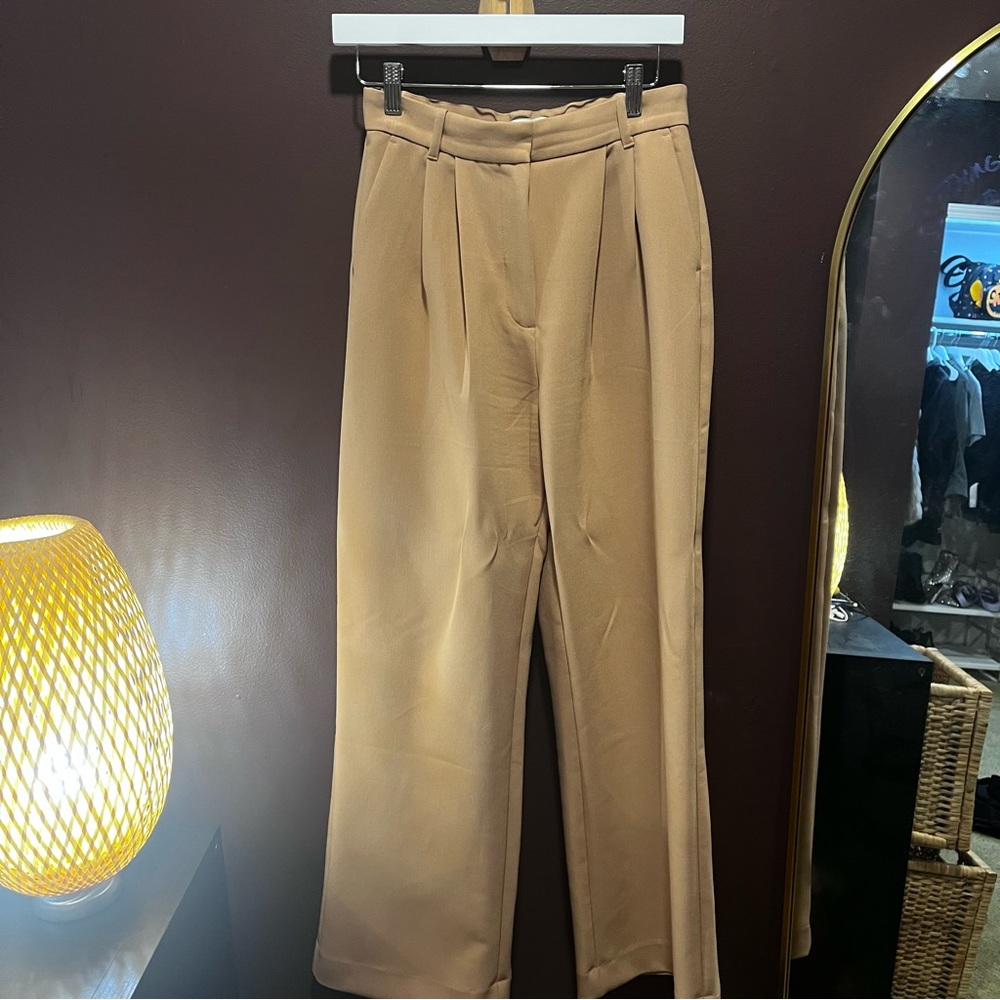 Abercrombie A&F Sloan tailored pant tan